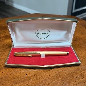 Aurora 98 Gold Plated Cap Black Resin Barrel Fountain Pen 14k Gold NIB - no ink